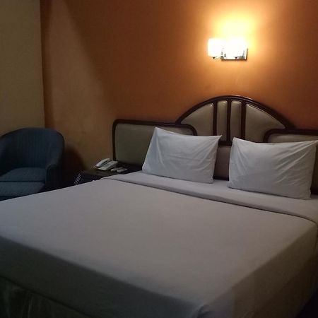 Hotel Mirah Sartika Bogor Exterior foto